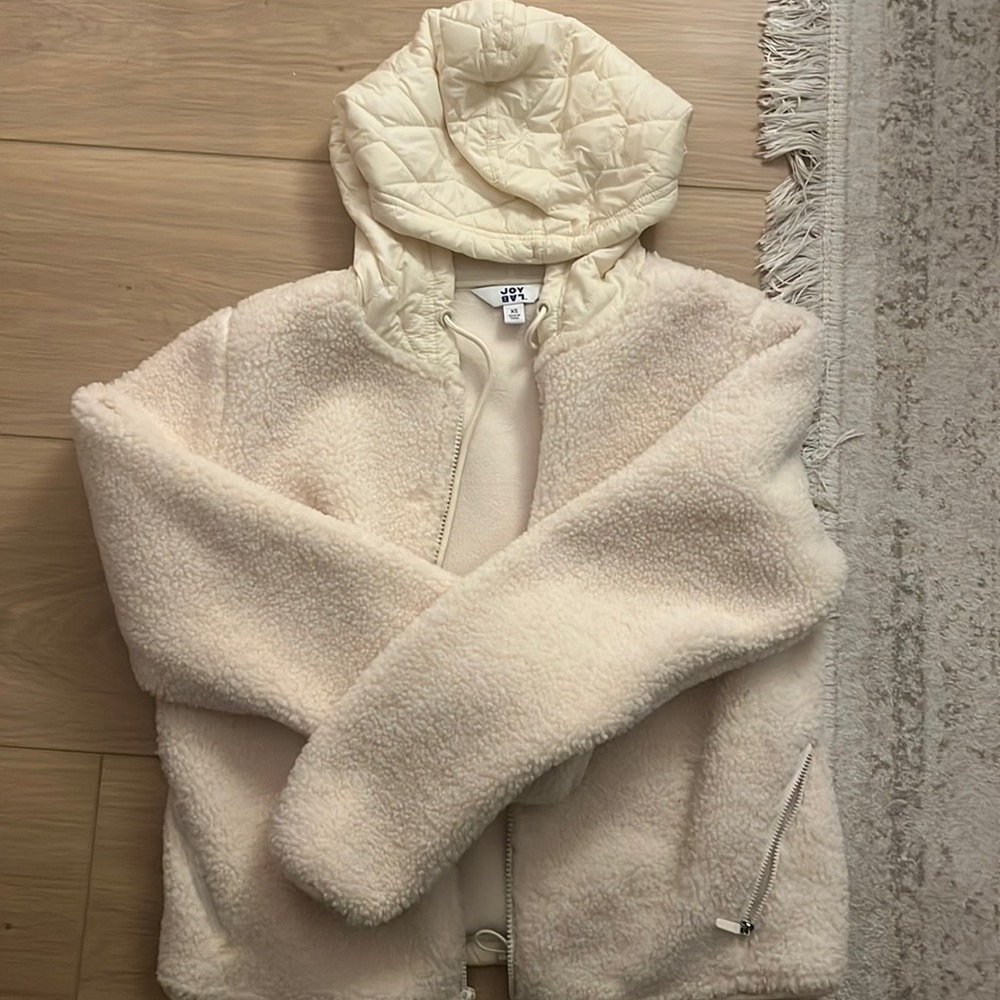 Joy labs white Sherpa jacket, extra small